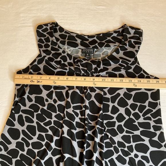 EN FOCUS STUDIO Dress Black & Gray Animal Print Shift Dress - Picture 9 of 12